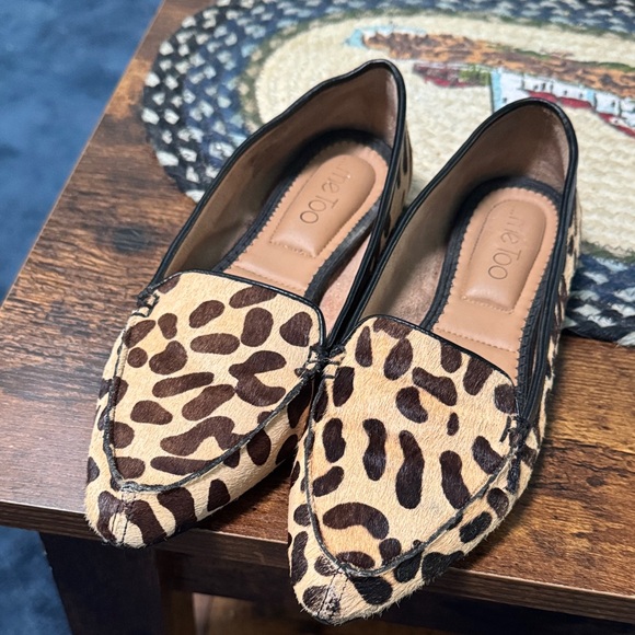 Me Too | Leopard Print Calf Skin Loafer size 6.5M - Picture 1 of 4